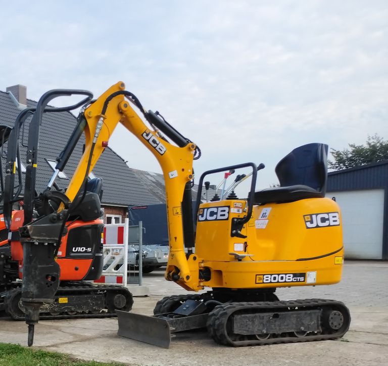 JCB 8008
